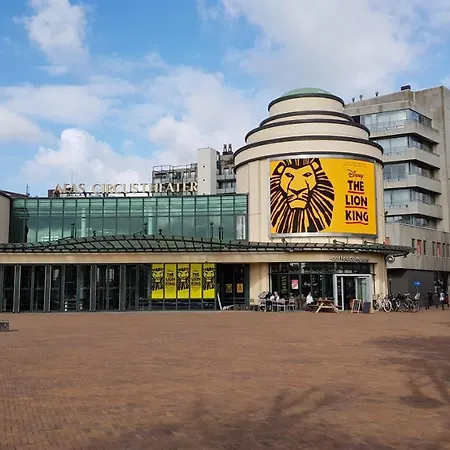 Smallstay On The The Hague